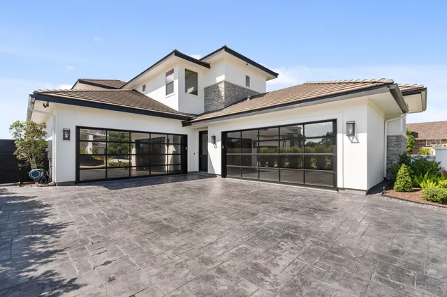 $2,499,000 | 23314 Vista De Tres Lagos Drive, Spring, TX 77389