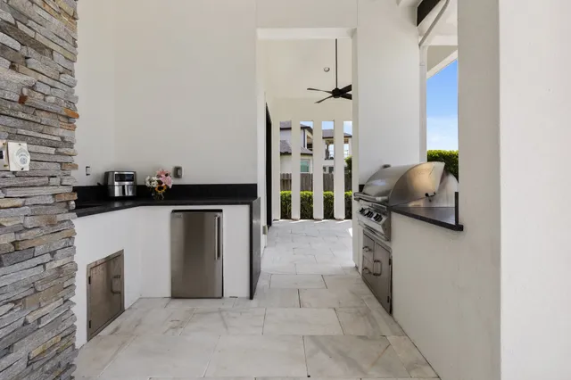 $2,499,000 | 23314 Vista De Tres Lagos Drive, Spring, TX 77389