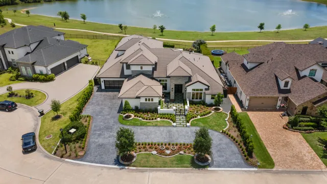 $2,499,000 | 23314 Vista De Tres Lagos Drive, Spring, TX 77389