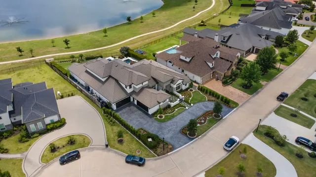 $2,499,000 | 23314 Vista De Tres Lagos Drive, Spring, TX 77389