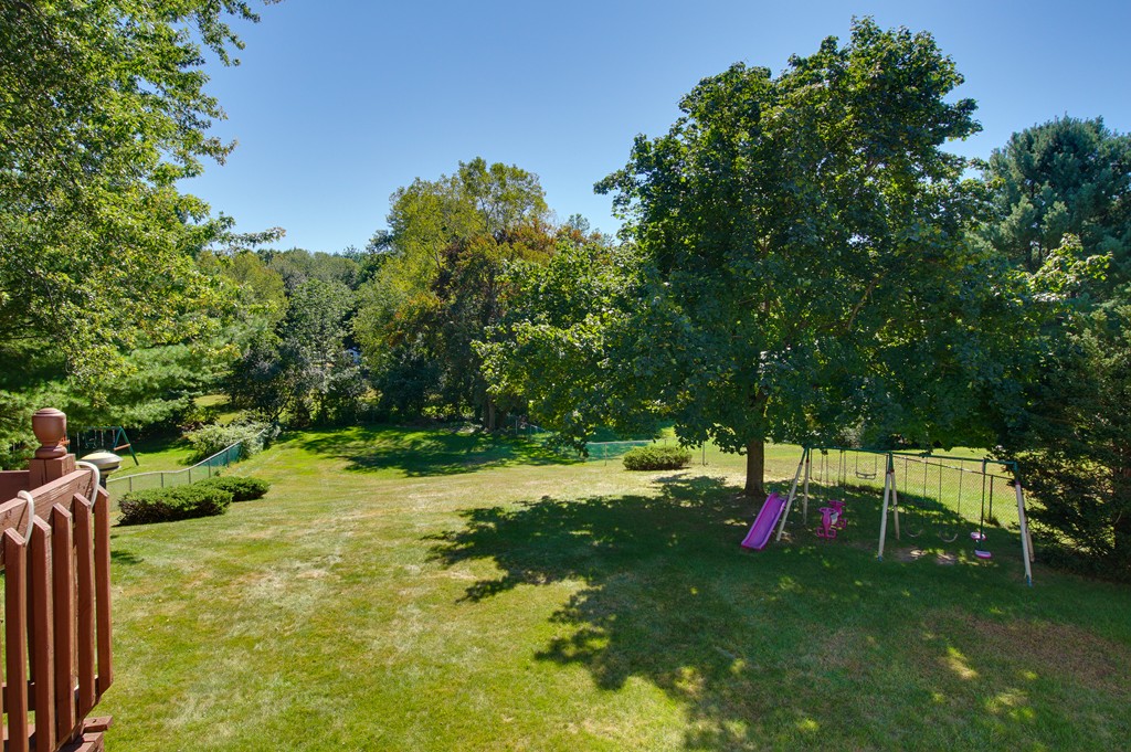 89 Valentine Road Northborough, MA 01532 - Photo 18 of 22 Gallery Image 18