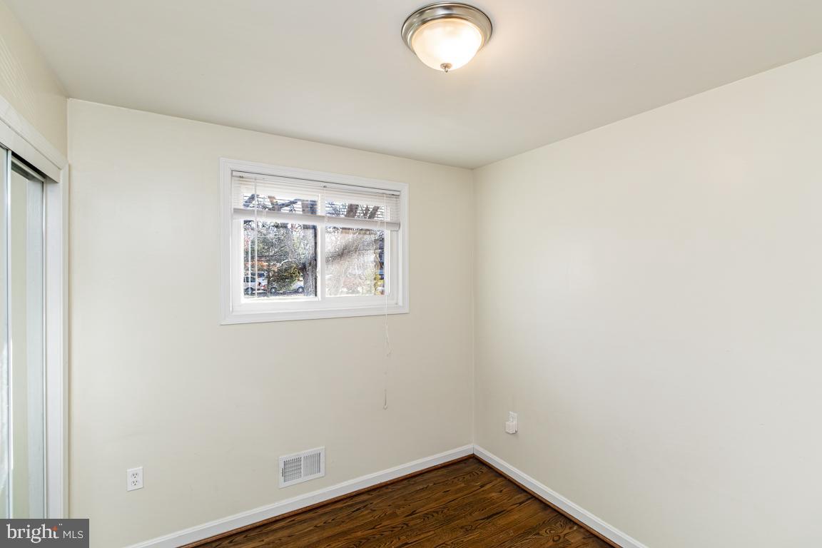 5900 Aley Road Temple Hills, MD 20748 - Photo 9 of 16