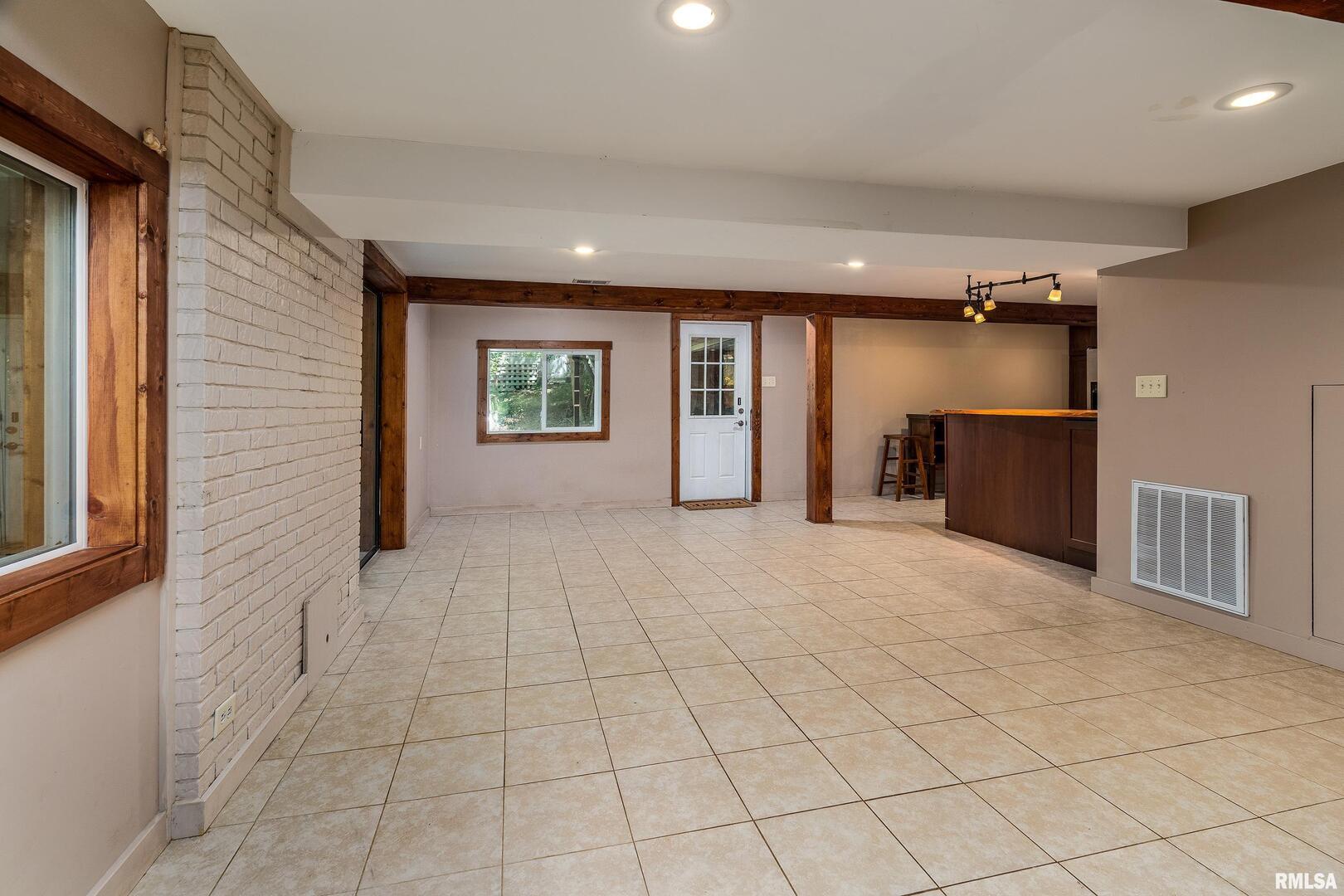 270 Contentment Road Makanda, IL 62958 - Photo 21 of 56