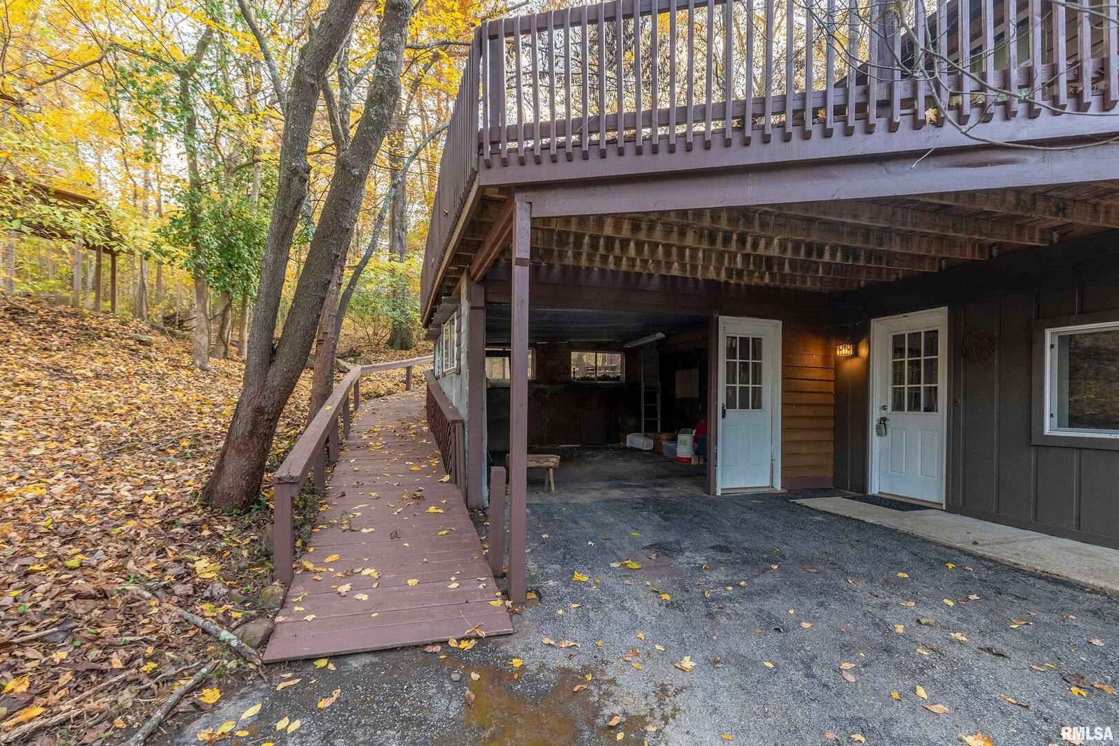 270 Contentment Road Makanda, IL 62958 - Photo 4 of 56