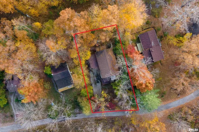 $182,500 | 270 Contentment Road, Makanda, IL 62958