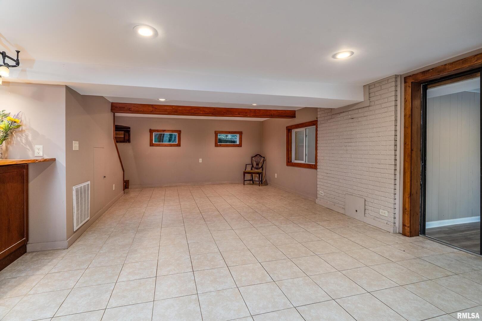 270 Contentment Road Makanda, IL 62958 - Photo 8 of 56