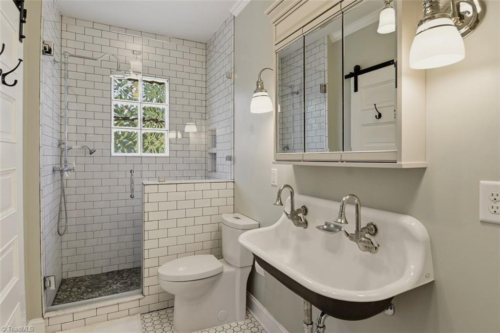 419 Stratford Road Northwest Winston-Salem, NC 27104 - Photo 20 of 37