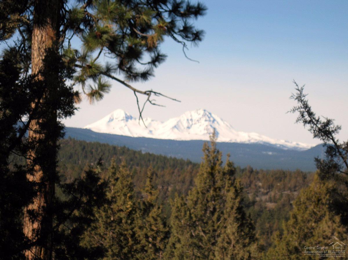 1660 Northwest Wild Rye Circle Bend, OR 97703 - Photo 8 of 20 Additional Photo