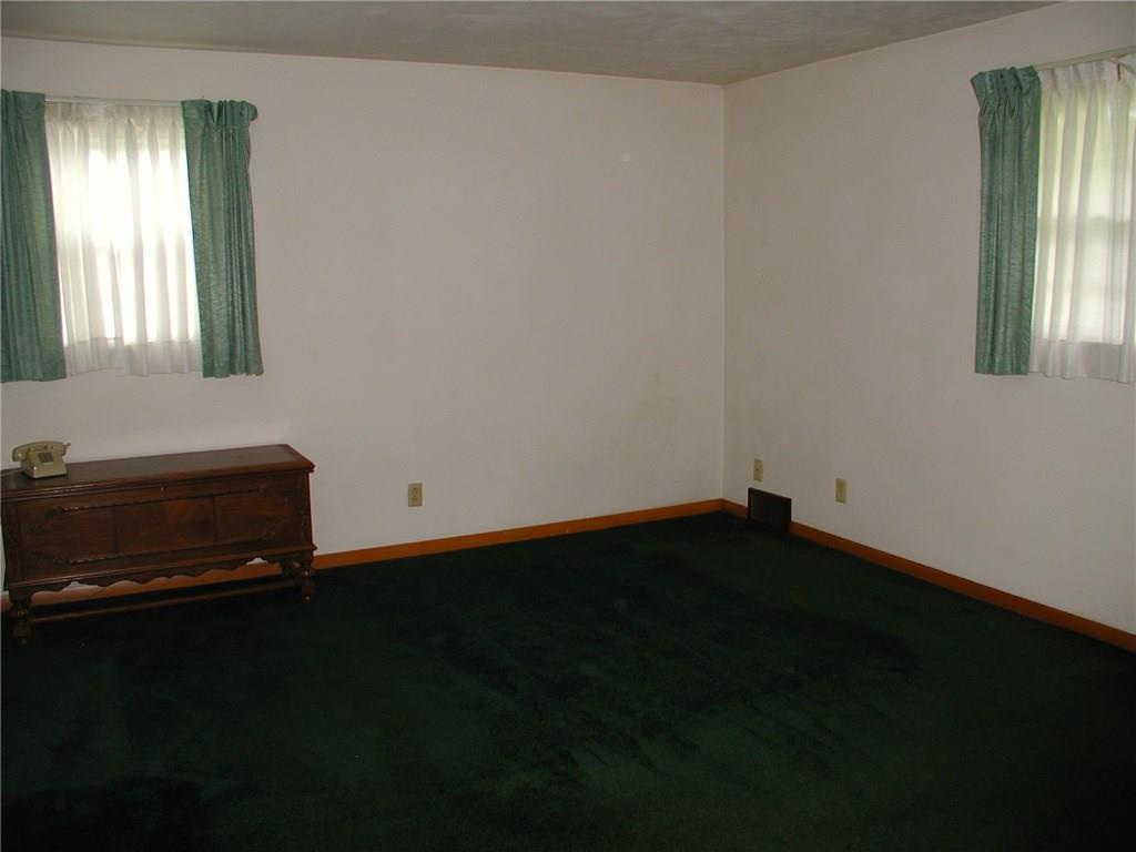363 Saxonburg Road Butler, PA 16002 - Photo 8 of 20