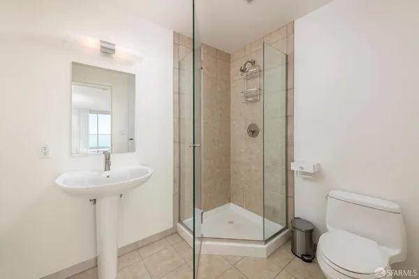 $8,000 | 301 Main Street, Unit 25F, San Francisco, CA 94105