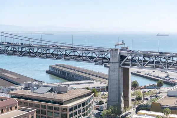 $8,000 | 301 Main Street, Unit 25F, San Francisco, CA 94105