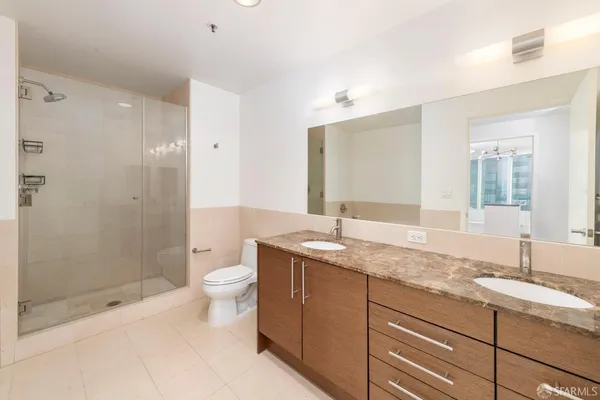 $8,000 | 301 Main Street, Unit 25F, San Francisco, CA 94105