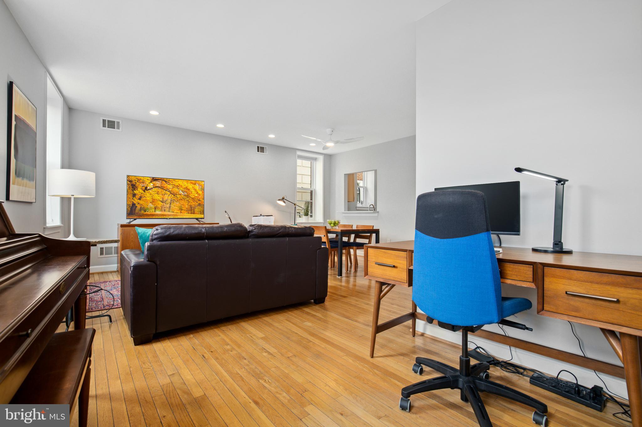 1810 Calvert Street Northwest, Unit 2 Washington, DC 20009 - Photo 12 of 28 Gallery Image 12