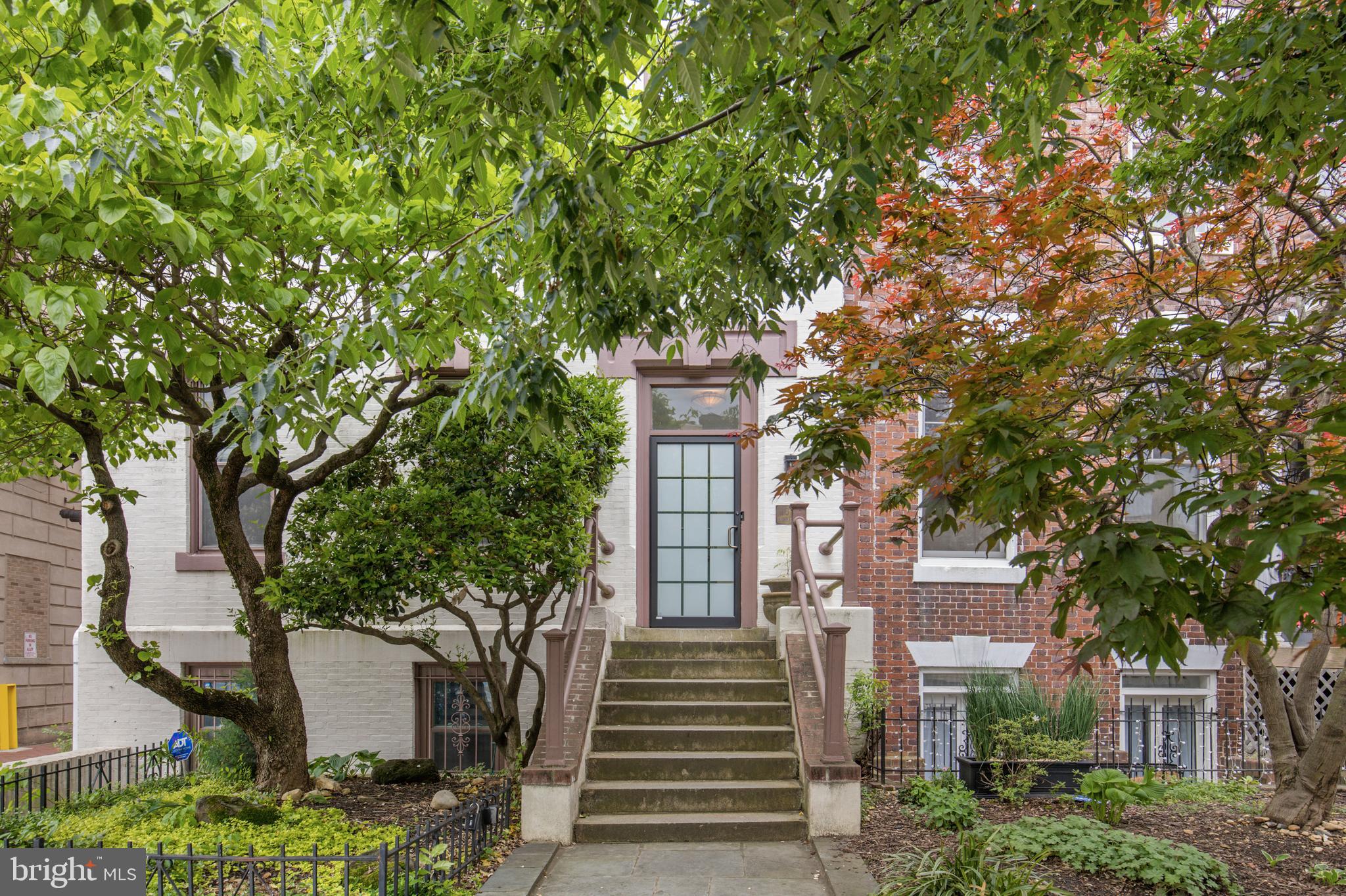 1810 Calvert Street Northwest, Unit 2 Washington, DC 20009 - Photo 2 of 28 Gallery Image 2