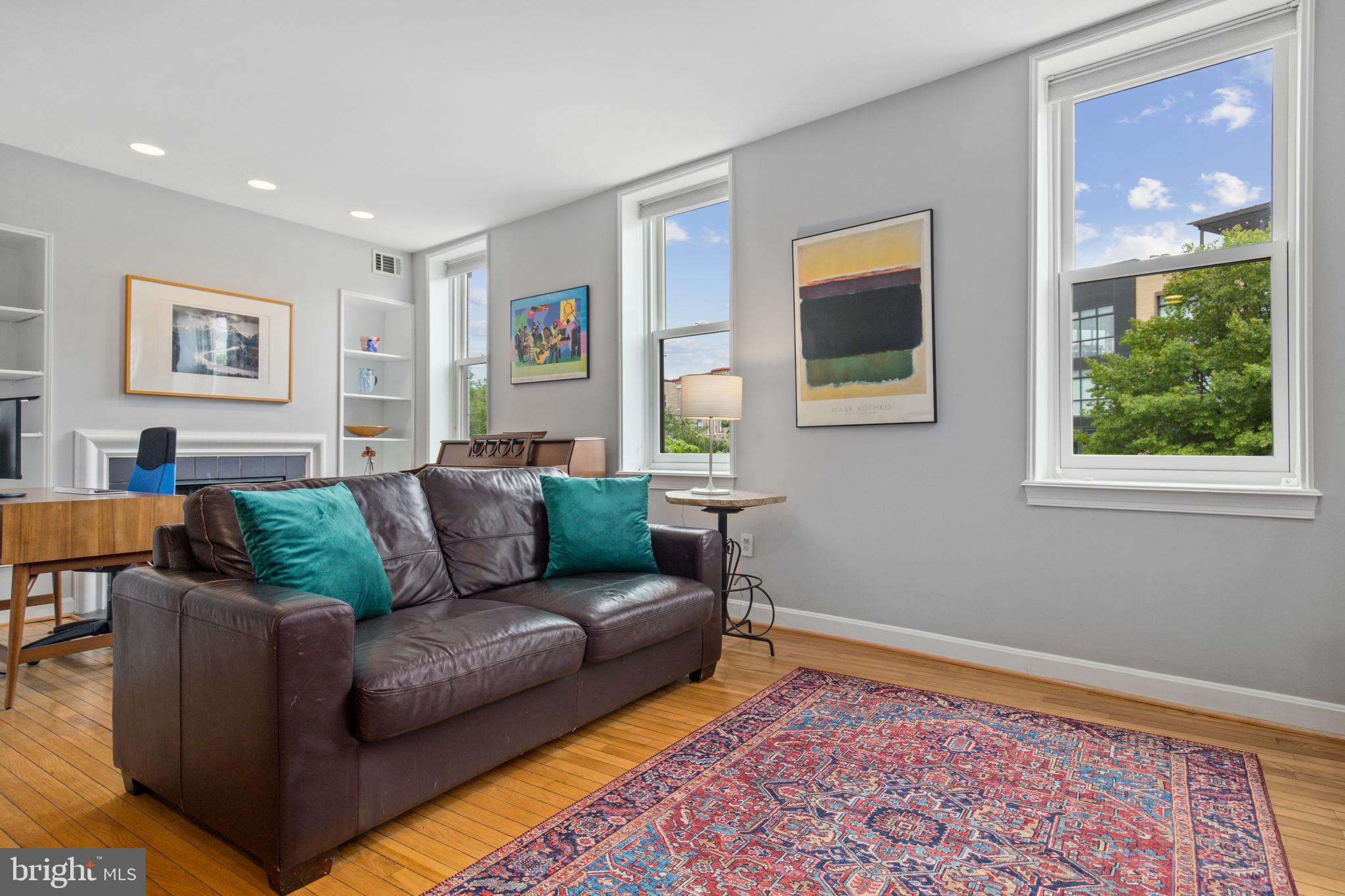 1810 Calvert Street Northwest, Unit 2 Washington, DC 20009 - Photo 8 of 28 Gallery Image 8