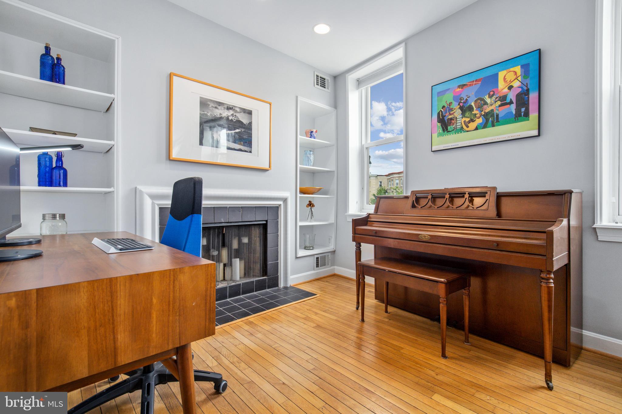 1810 Calvert Street Northwest, Unit 2 Washington, DC 20009 - Photo 10 of 28 Gallery Image 10