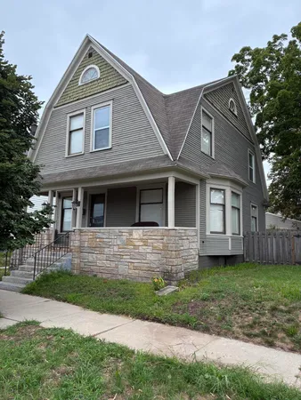 $229,000 | 614 Sheldon Avenue Southeast, Grand Rapids, MI 49503