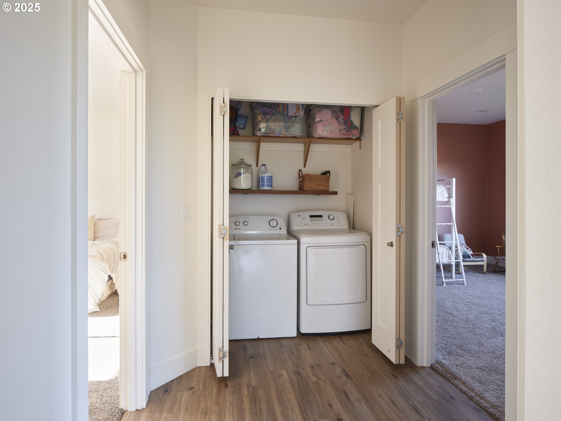 159 Bootjack Lane Kelso, WA 98626 - Photo 24 of 44 Laundry