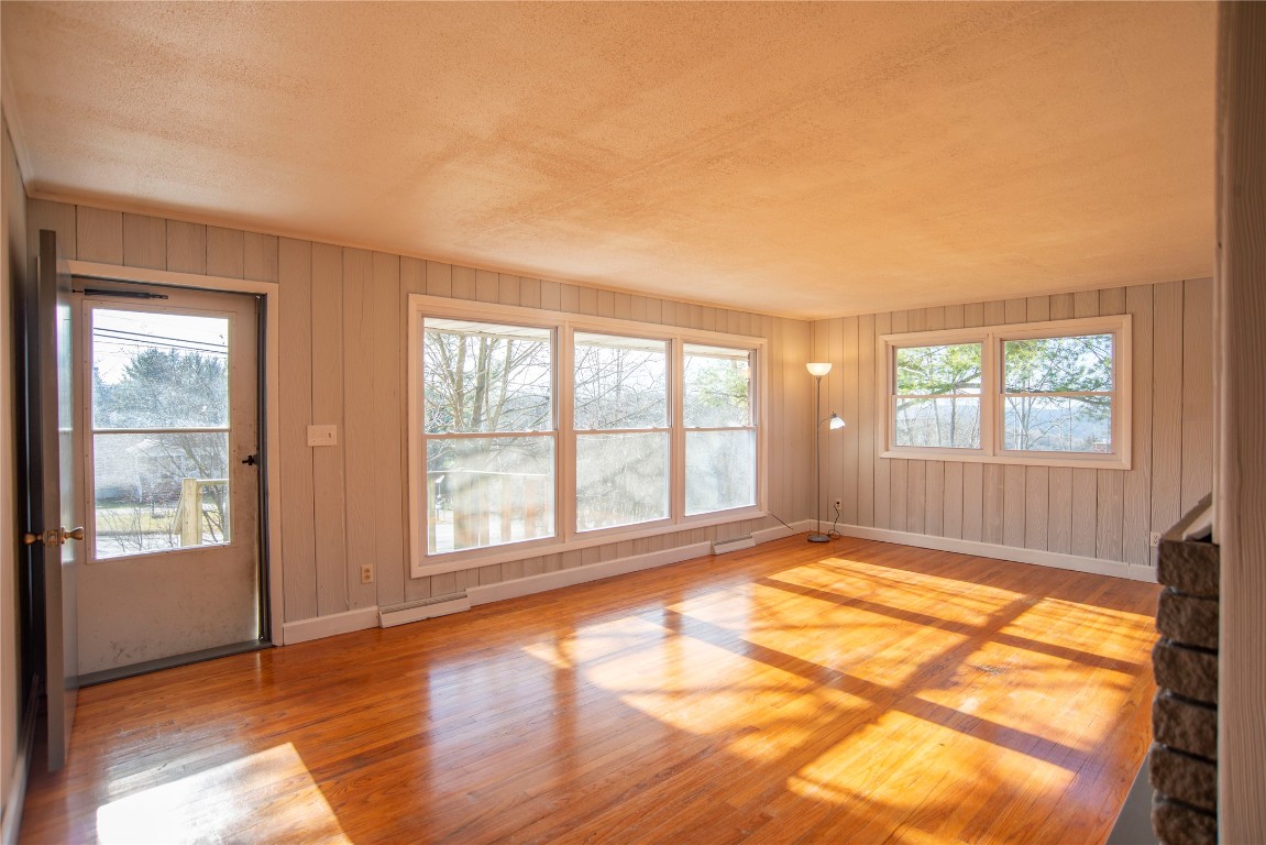 319 Twist Run Road Endicott, NY 13760 - Photo 4 of 50 Gallery Image 4