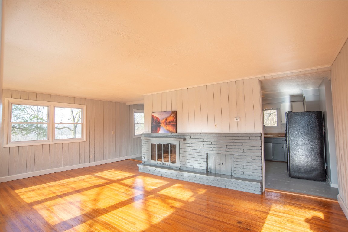 319 Twist Run Road Endicott, NY 13760 - Photo 7 of 50 Gallery Image 7