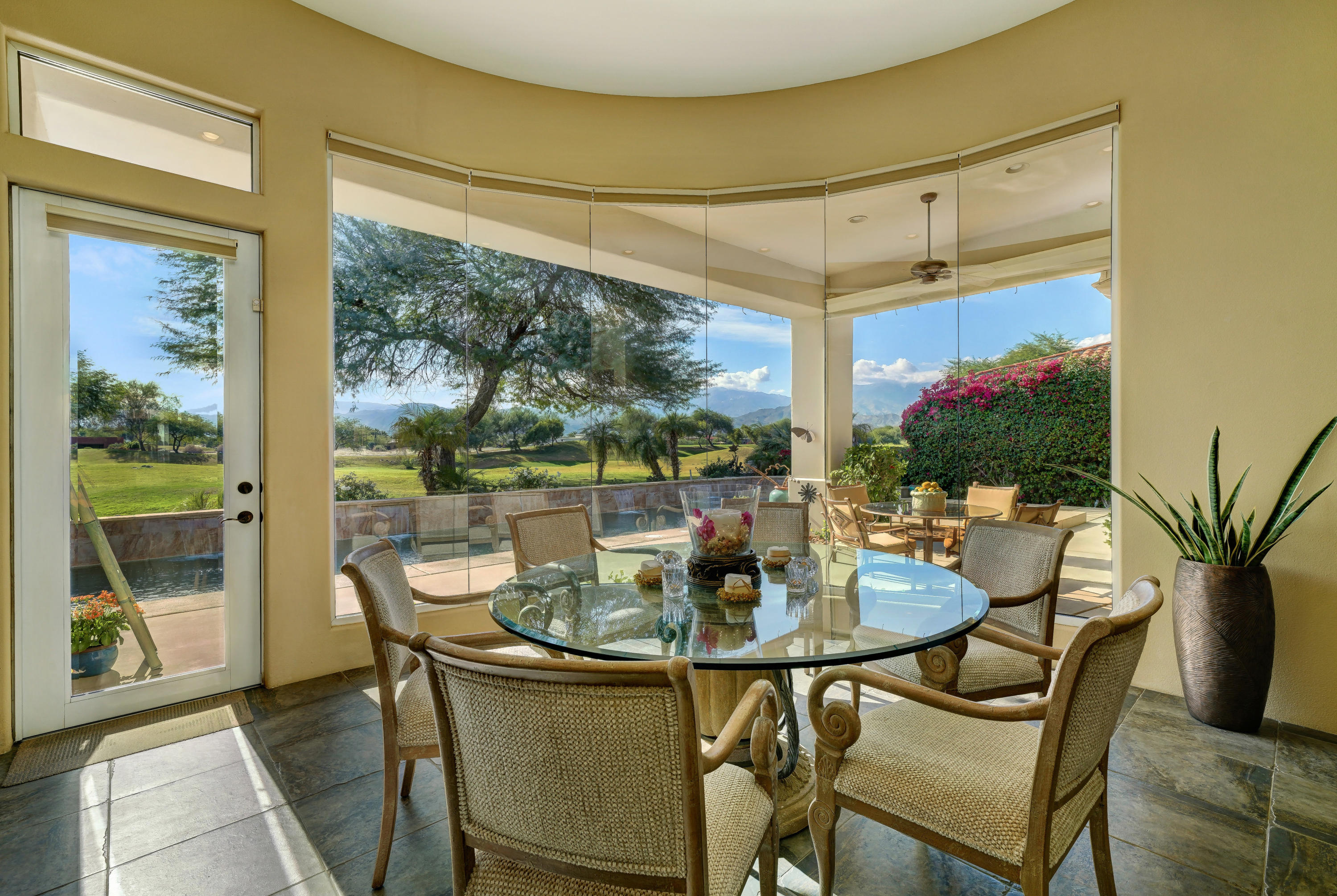 268 Loch Lomond Road Rancho Mirage, CA 92270 - Photo 2 of 44 Photo-35