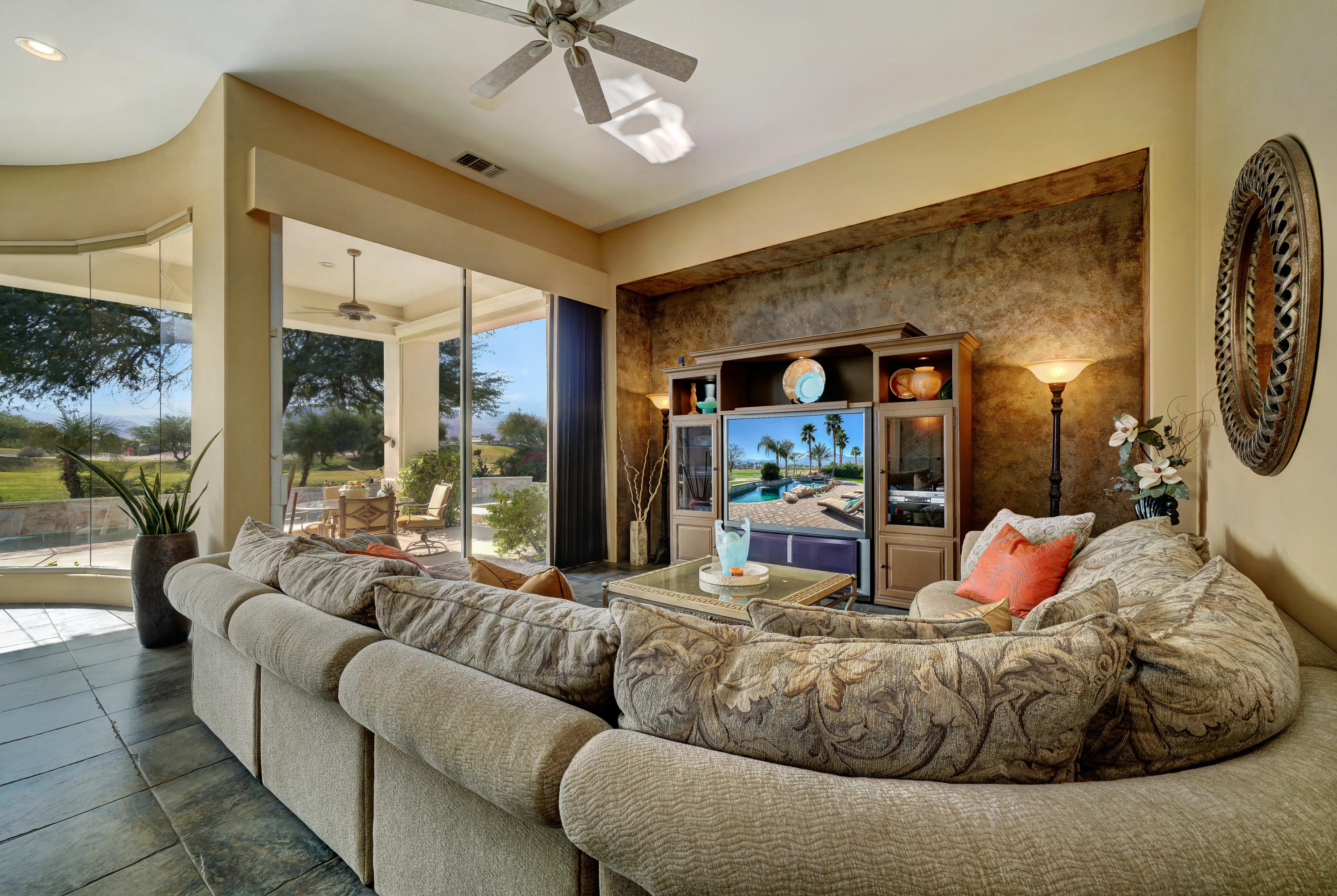 268 Loch Lomond Road Rancho Mirage, CA 92270 - Photo 15 of 44 Photo-32