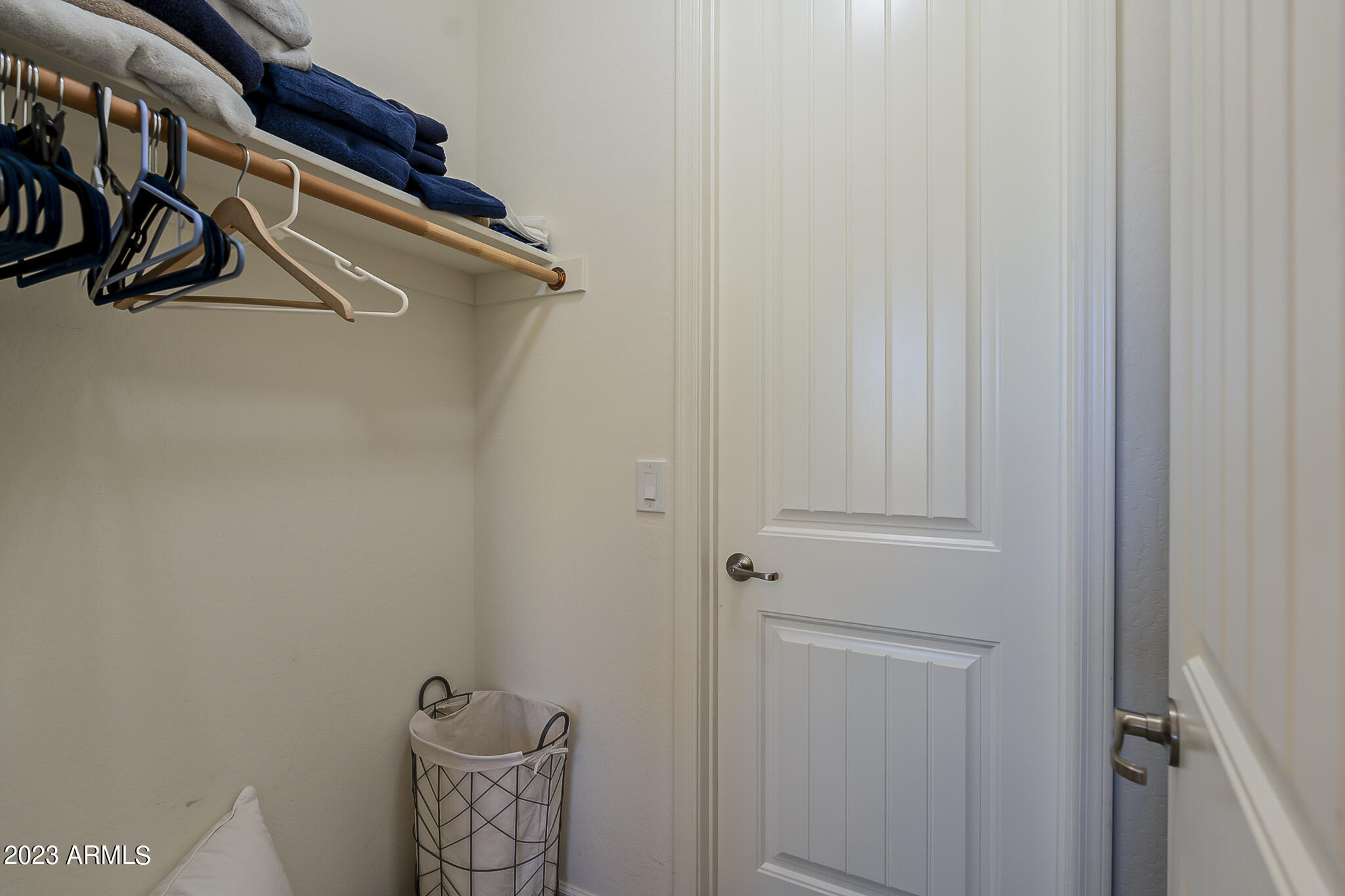13719 West Linanthus Road Peoria, AZ 85383 - Photo 22 of 38 a view of walk in closet