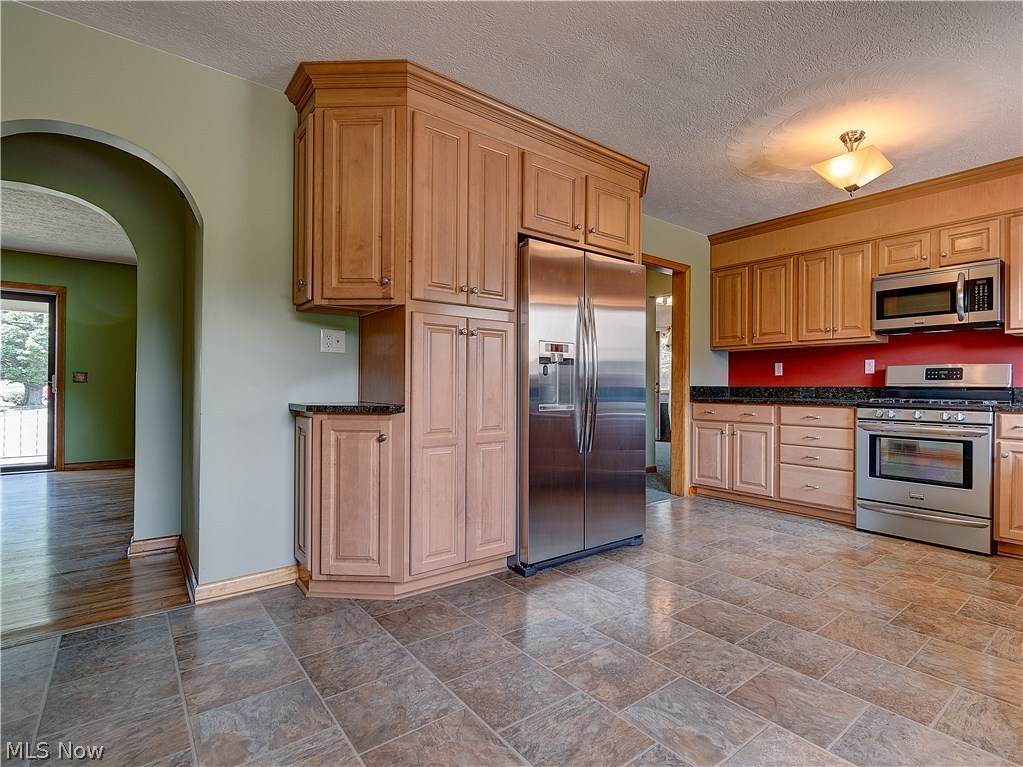 2812 Mayfair Road Akron, OH 44312 - Photo 5 of 23 Gallery Image 5