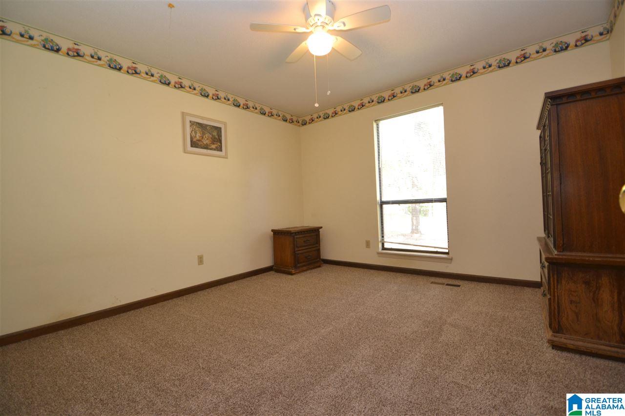 37 Hunters Trace Pelham, AL 35124 - Photo 11 of 16