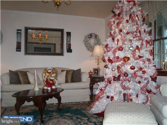 110 Rotterdam Road East Holland, PA 18966 - Photo 2 of 12 Living Room