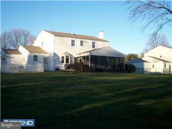110 Rotterdam Road East Holland, PA 18966 - Photo 11 of 12 Exterior Back