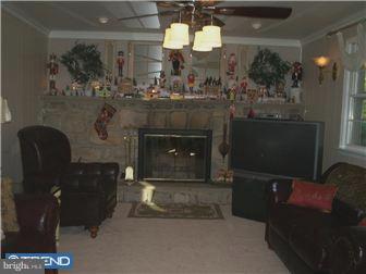 110 Rotterdam Road East Holland, PA 18966 - Photo 5 of 12 Family Room