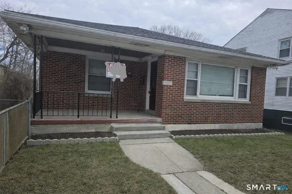 $2,250 | 150 Platt Street, Waterbury, CT 06704