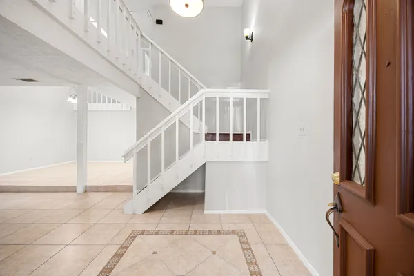 $2,150 | 11683 Village Pl Drive, Unit 258, Houston, TX 77077