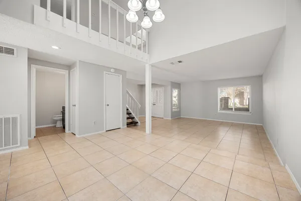 $2,150 | 11683 Village Pl Drive, Unit 258, Houston, TX 77077