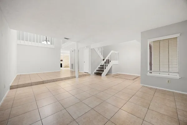 $2,150 | 11683 Village Pl Drive, Unit 258, Houston, TX 77077