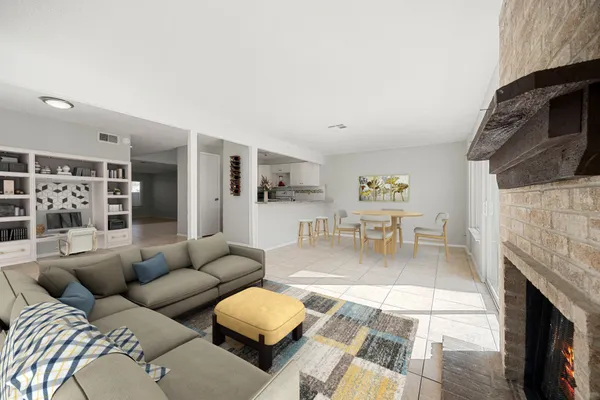 $2,150 | 11683 Village Pl Drive, Unit 258, Houston, TX 77077