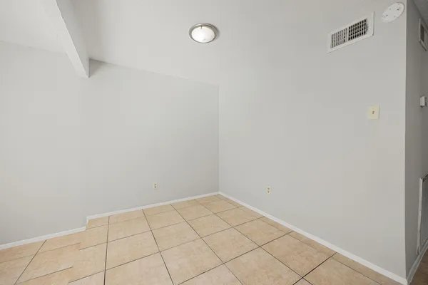 $2,150 | 11683 Village Pl Drive, Unit 258, Houston, TX 77077