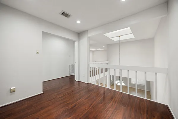 $2,150 | 11683 Village Pl Drive, Unit 258, Houston, TX 77077