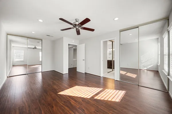 $2,150 | 11683 Village Pl Drive, Unit 258, Houston, TX 77077