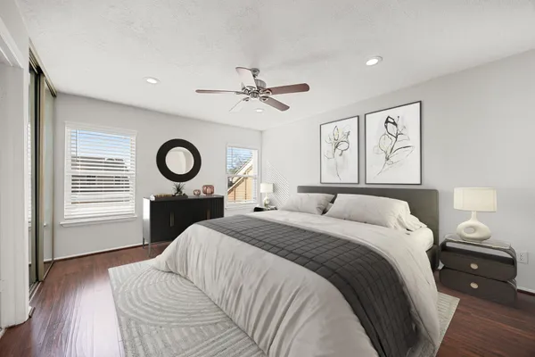 $2,150 | 11683 Village Pl Drive, Unit 258, Houston, TX 77077