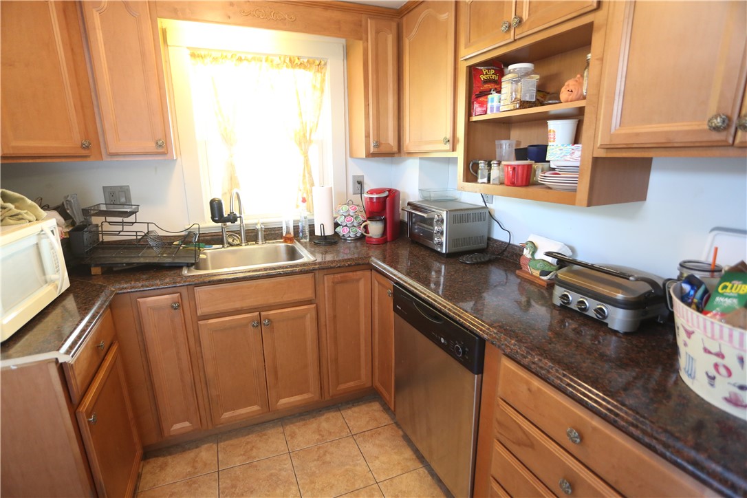 25 Pierce Street Westerly, RI 02891 - Photo 20 of 25