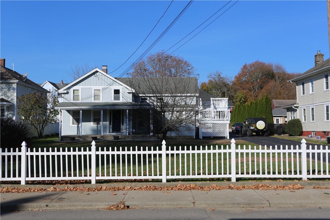 25 Pierce Street Westerly, RI 02891 - Photo 2 of 25