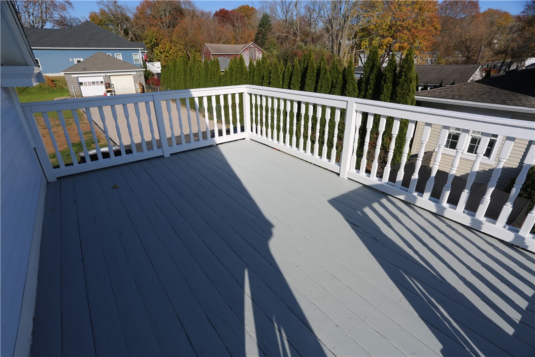25 Pierce Street Westerly, RI 02891 - Photo 10 of 25