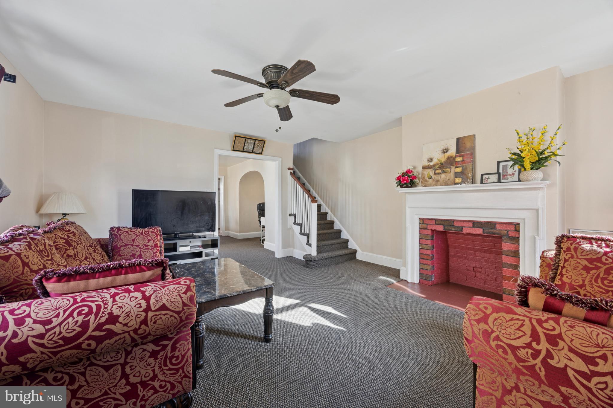 107 South Keystone Avenue Upper Darby, PA 19082 - Photo 5 of 16