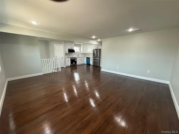 $739,999 | 248 East Shore Road, Lindenhurst, NY 11757