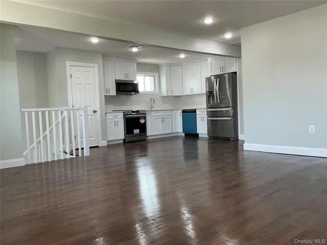 $759,999 | 248 East Shore Road, Lindenhurst, NY 11757