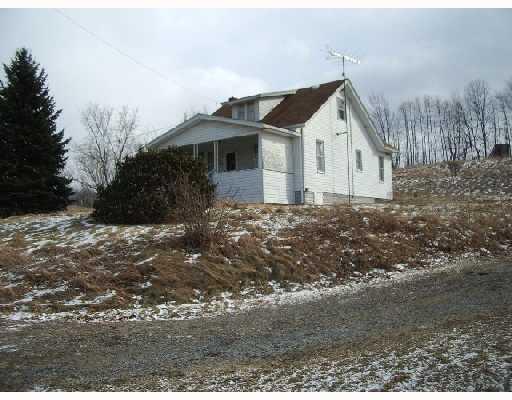 405 Cottage Hill Road New Freeport, PA 15352 - Photo 1 of 8 Exterior Front.