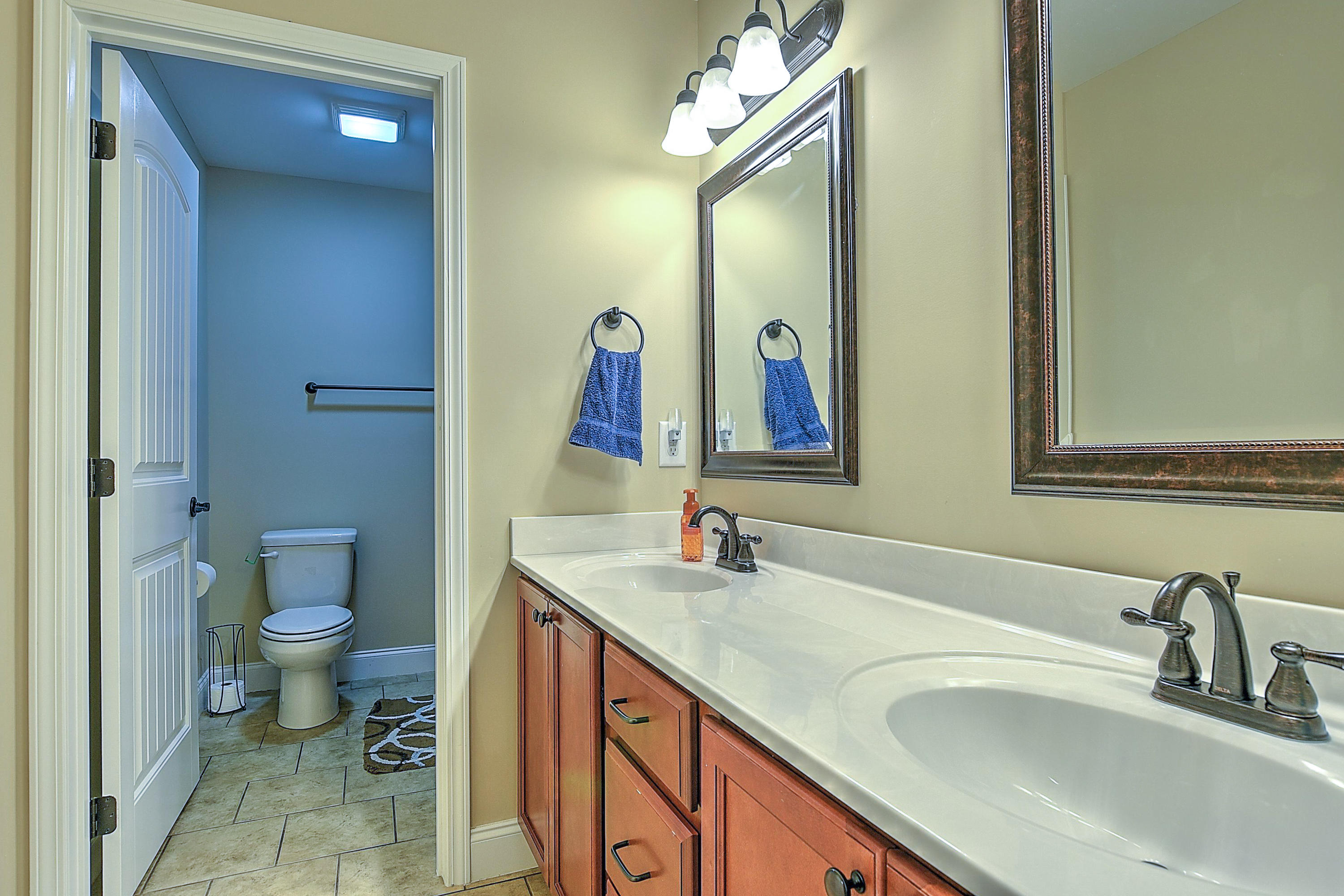 133 Anderson Road Jonesborough, TN 37659 - Photo 28 of 44 Full bathroom