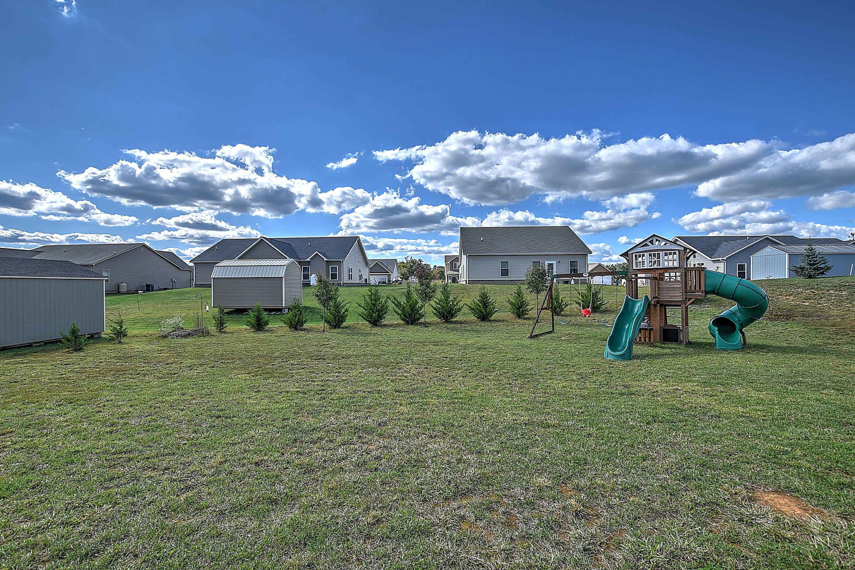 133 Anderson Road Jonesborough, TN 37659 - Photo 37 of 44 Backyard